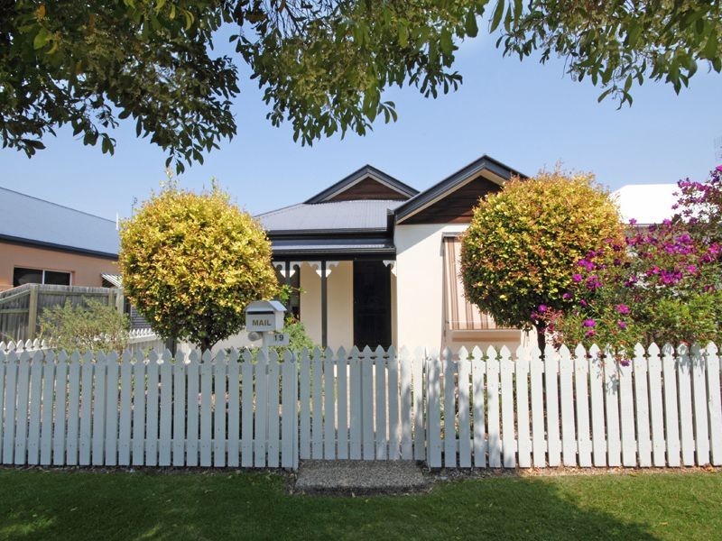 19 Kamala Place, Meridan Plains QLD 4551