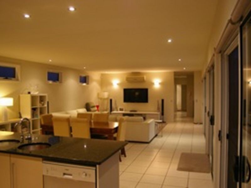 1 Tobago Street, Kawana Island QLD 4575