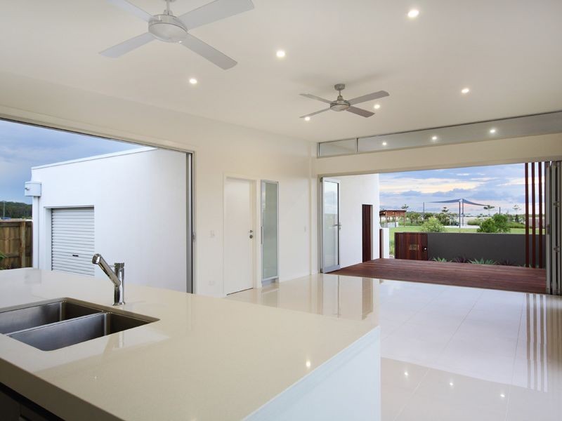 7 Genoa Street, Birtinya QLD 4575