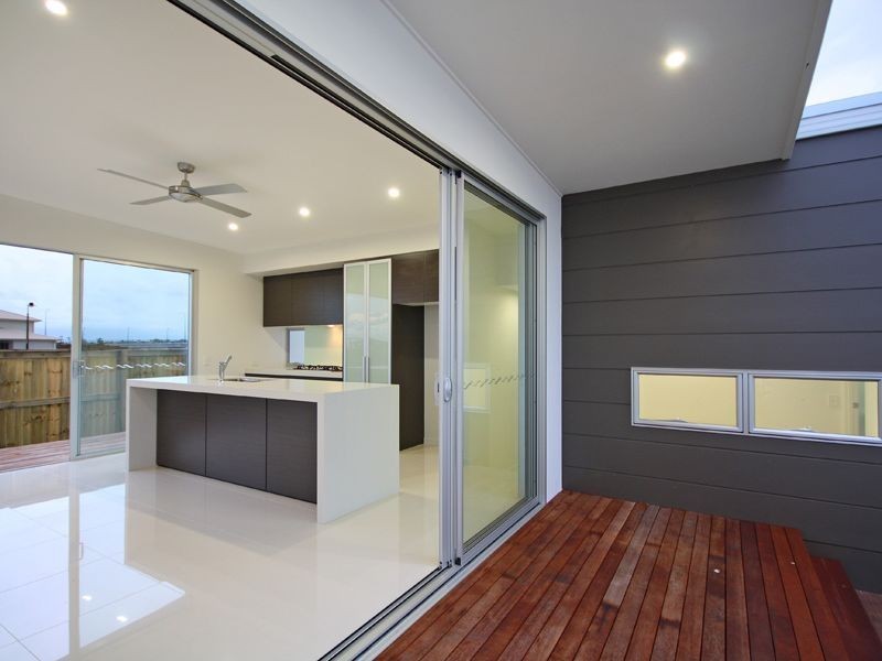 7 Genoa Street, Birtinya QLD 4575