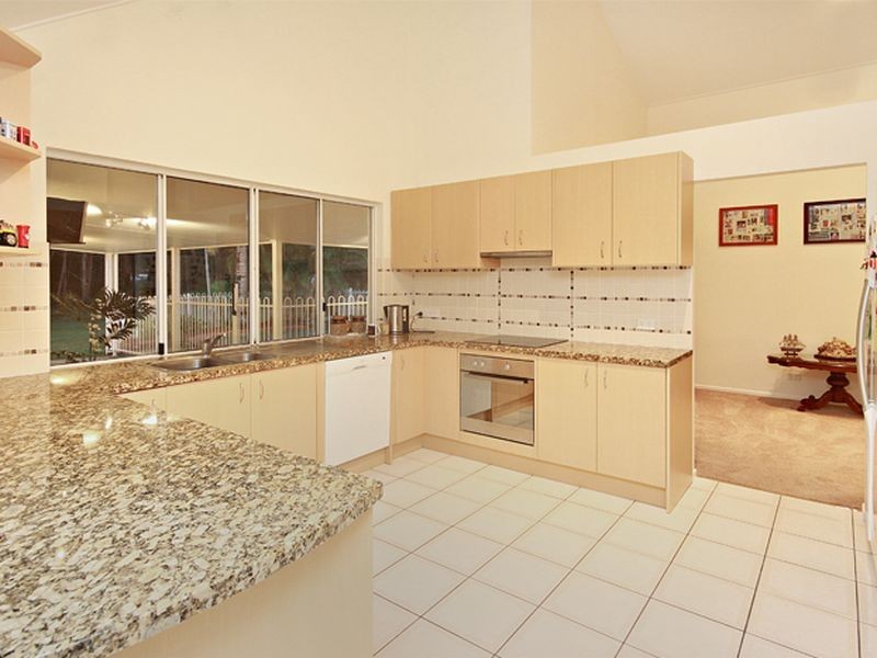 664 Glenview Road, Glenview QLD 4553