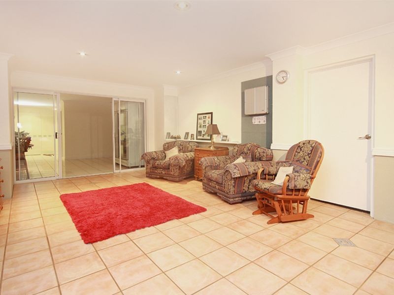 664 Glenview Road, Glenview QLD 4553