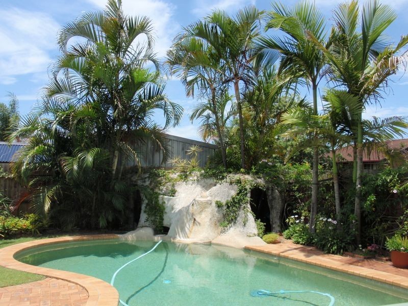 4 Mizzen Close, Wurtulla QLD 4575