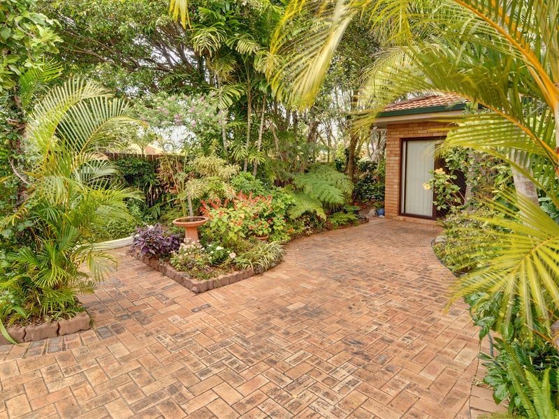 4 Mizzen Close, Wurtulla QLD 4575