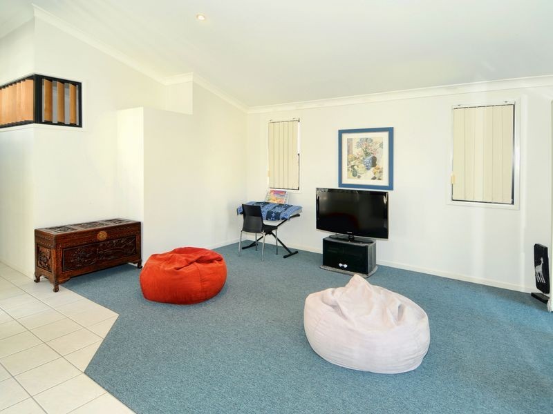 11 Antilles Street, Kawana Island QLD 4575