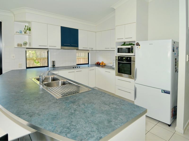 11 Antilles Street, Kawana Island QLD 4575