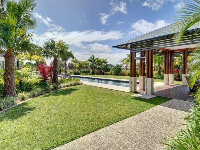 61/57 Grand Pde, Kawana Island QLD 4575