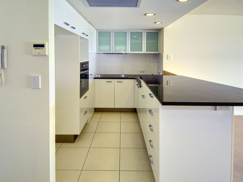 61/57 Grand Pde, Kawana Island QLD 4575