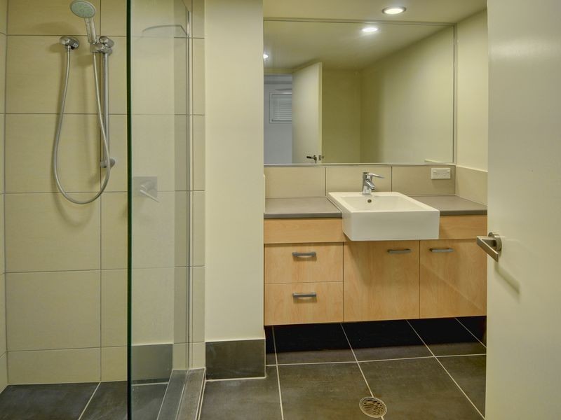 61/57 Grand Pde, Kawana Island QLD 4575
