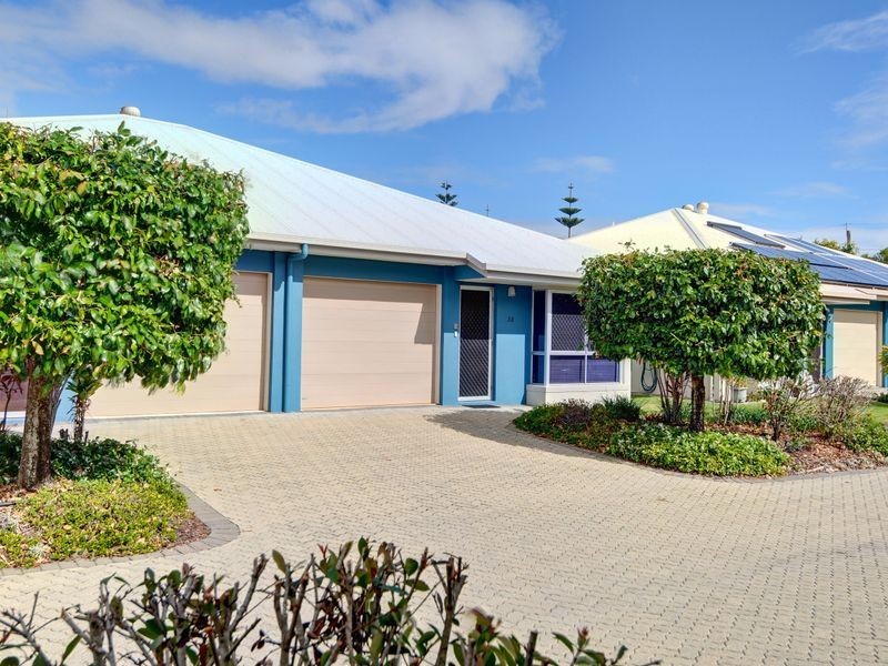 38/2 Grand Parade, Kawana Island QLD 4575