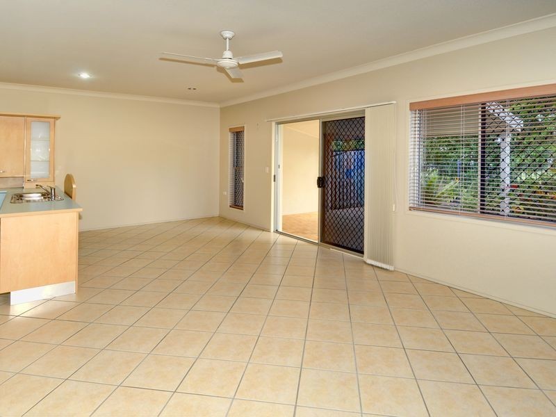 38/2 Grand Parade, Kawana Island QLD 4575