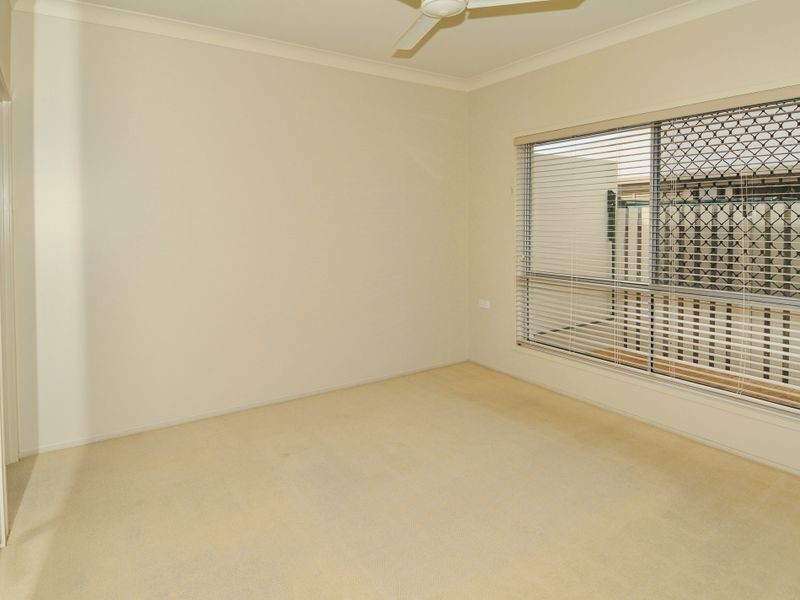 48/2 Grand Pde, Kawana Island QLD 4575