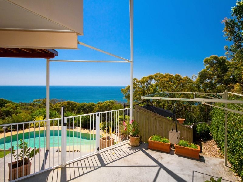 77 Cooloola Drive, Rainbow Beach QLD 4581