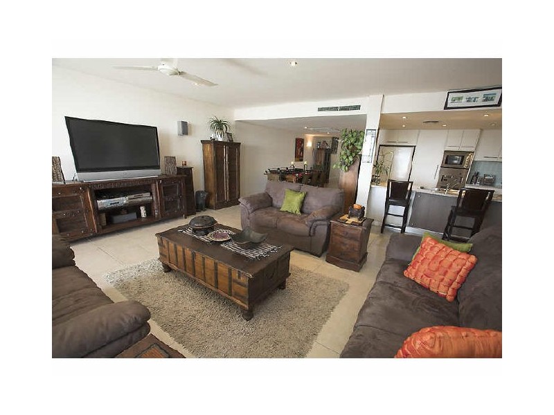 50/7 Grand Parade, Kawana Island QLD 4575
