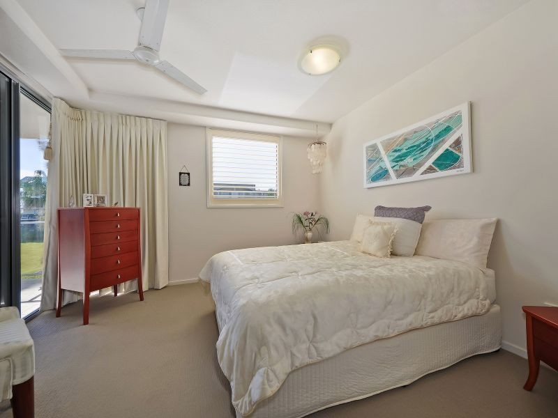 15-51 Grand Parade, Kawana Island QLD 4575