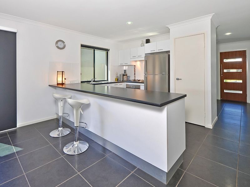 32 Forest Grove Crescent, Sippy Downs QLD 4556