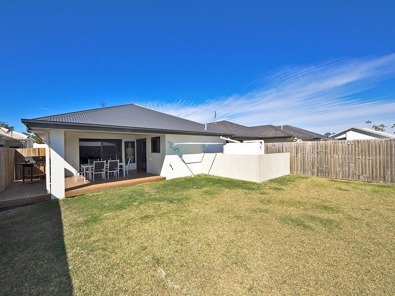 32 Forest Grove Crescent, Sippy Downs QLD 4556