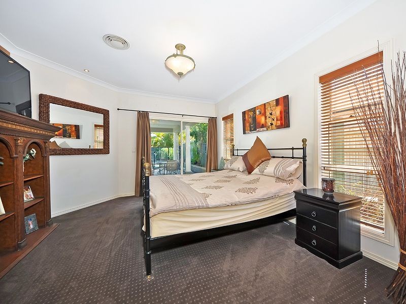1 Antigua Court, Kawana Island QLD 4575