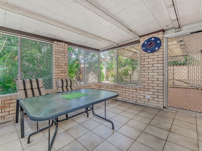 40 Lowanna Drive, Buddina QLD 4575