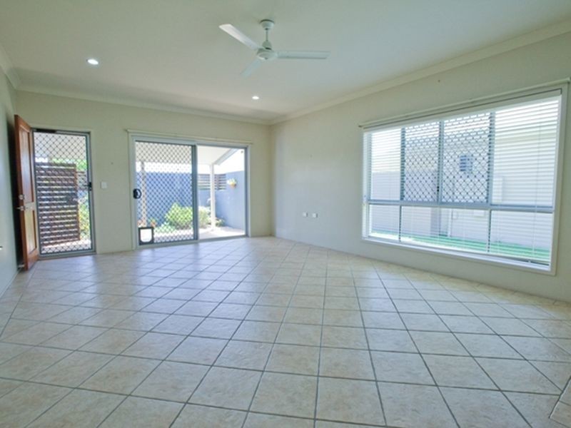 47/2 Grand Parade, Kawana Island QLD 4575