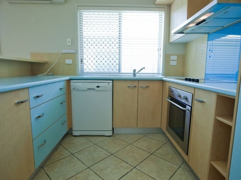 47/2 Grand Parade, Kawana Island QLD 4575