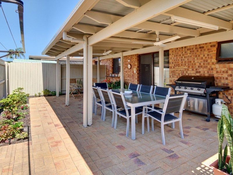 92-8 Melody Court, Warana QLD 4575