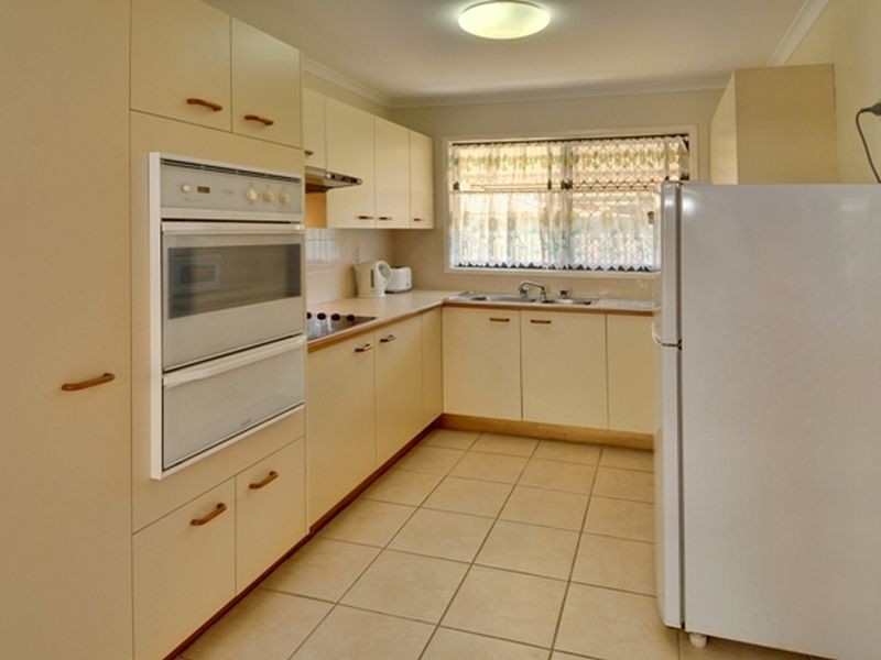 230-4 Melody Court, Warana QLD 4575