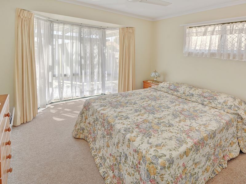 214/4 Melody Ct, Warana QLD 4575