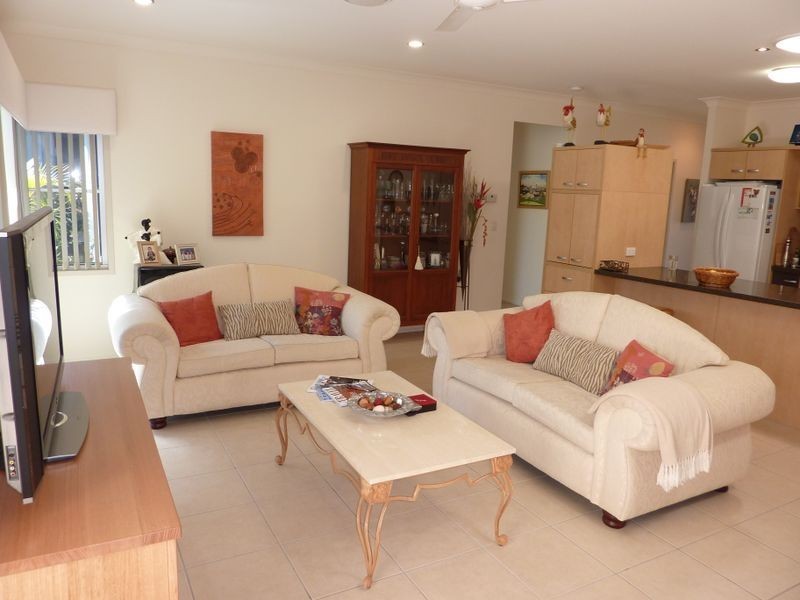 105/2 Grand Pde, Kawana Island QLD 4575