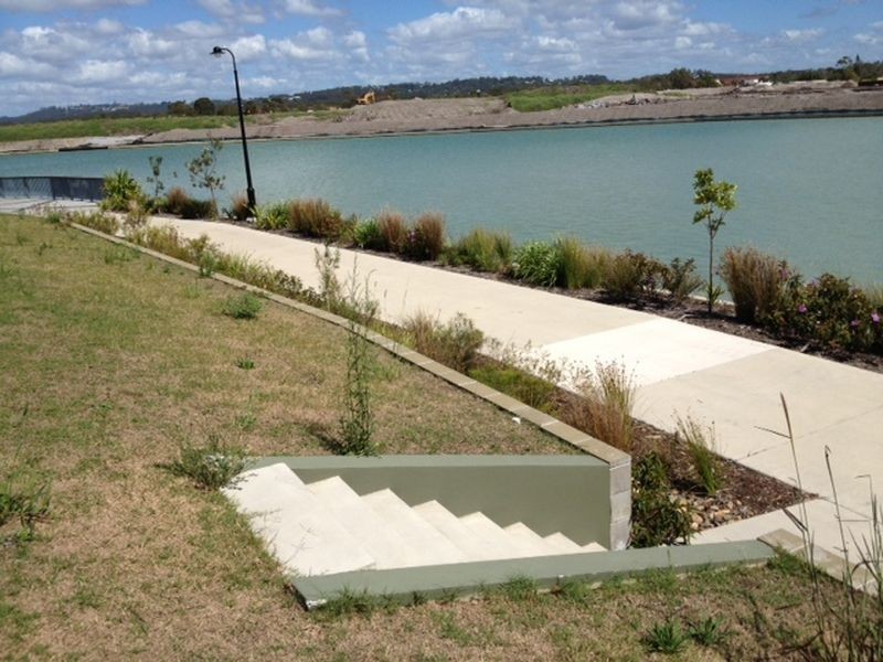 39 Lamatia Drive, Mountain Creek QLD 4557