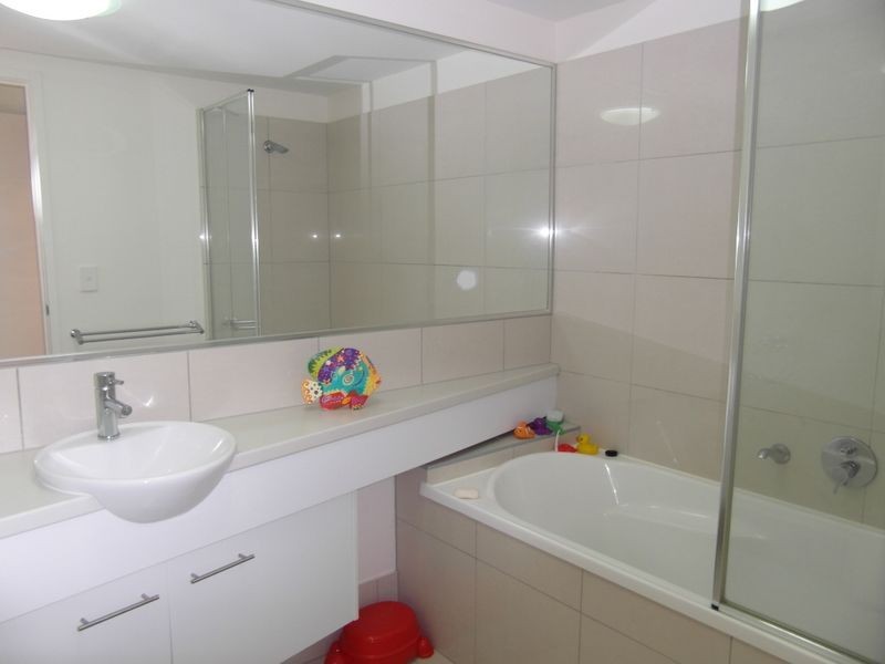 35/51 Grand Parade, Kawana Island QLD 4575