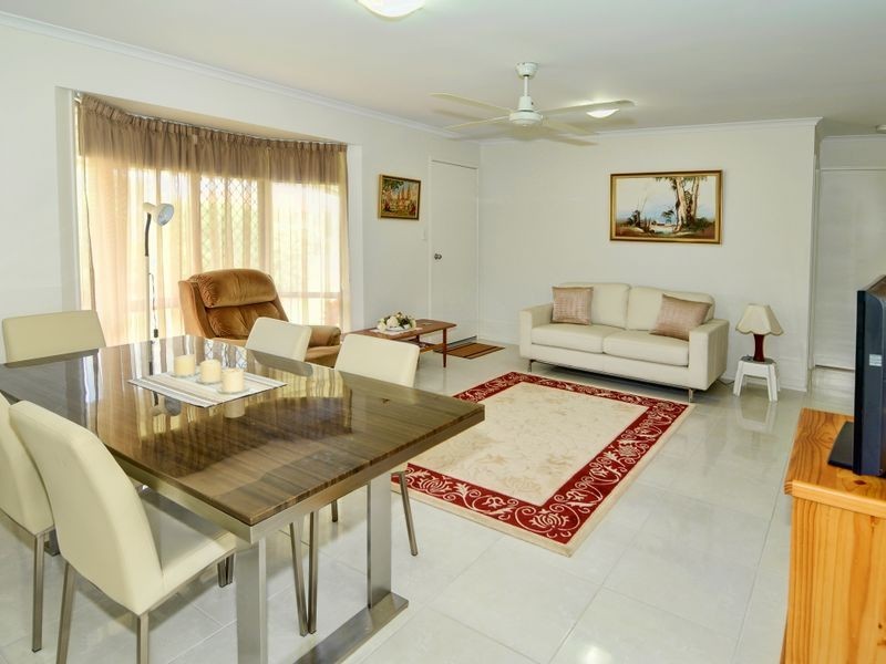 12/10 Melody Ct, Warana QLD 4575