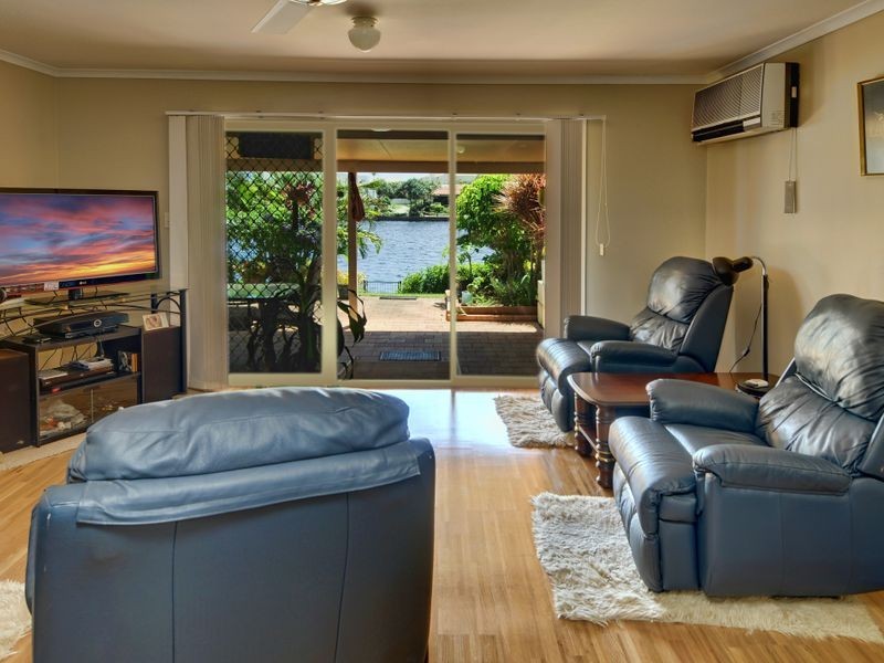 281/6 Melody Ct, Warana QLD 4575