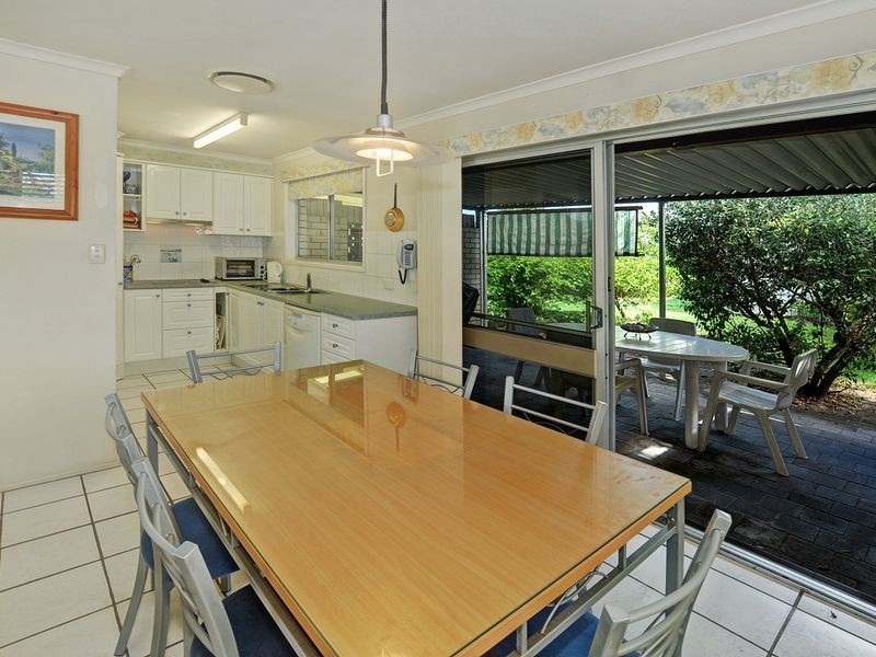 2 Jinang St, Warana QLD 4575