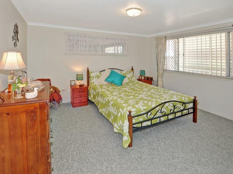 2 Jinang St, Warana QLD 4575