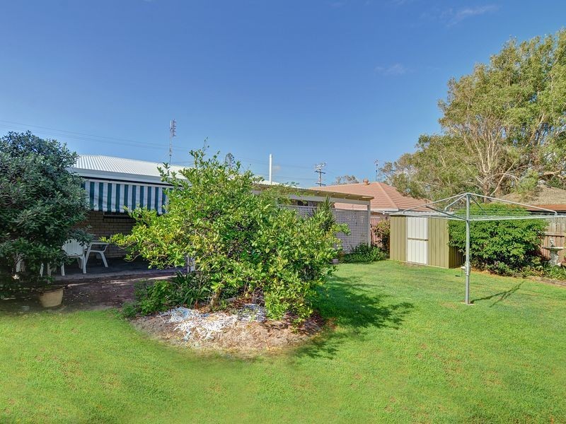 2 Jinang St, Warana QLD 4575