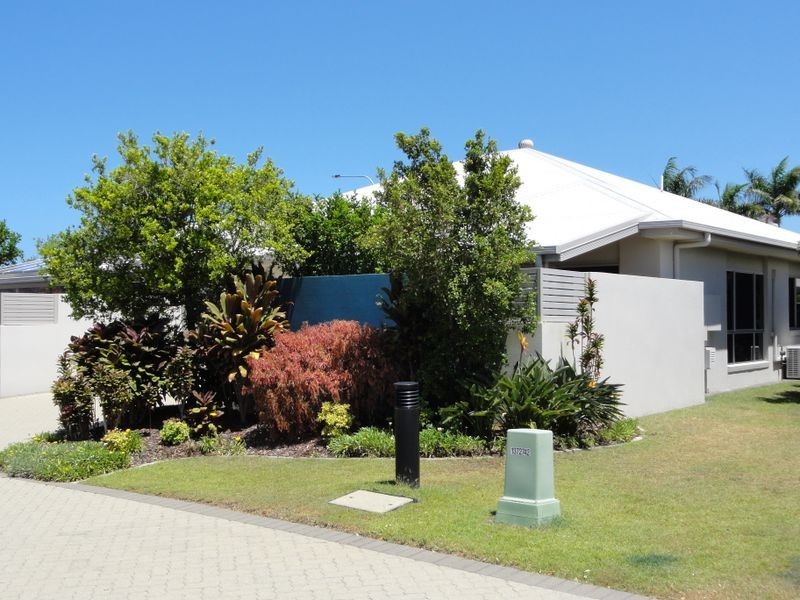 151/2 Grand Pde, Kawana Island QLD 4575