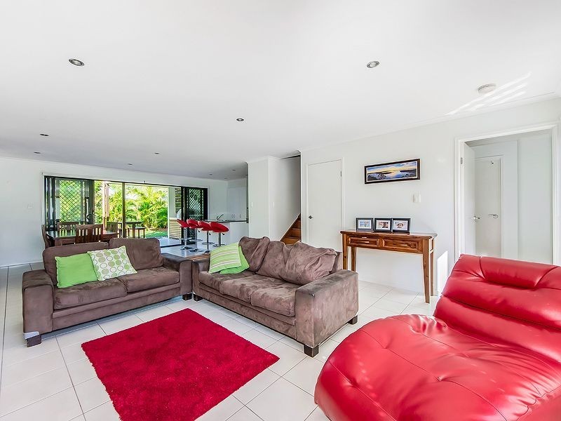 41 Tarawa Street, Kawana Island QLD 4575