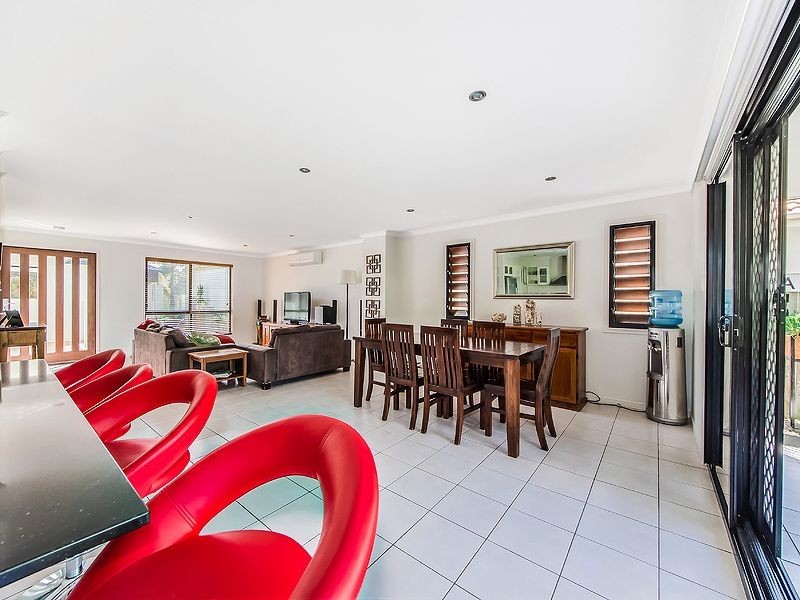 41 Tarawa Street, Kawana Island QLD 4575