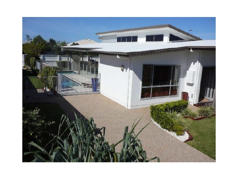 7 Abaco Street, Kawana Island QLD 4575