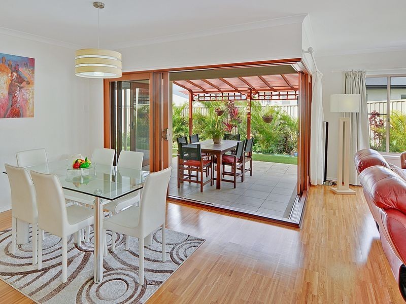 25 Galah Place (Bright Water Estate), Mountain Creek QLD 4557