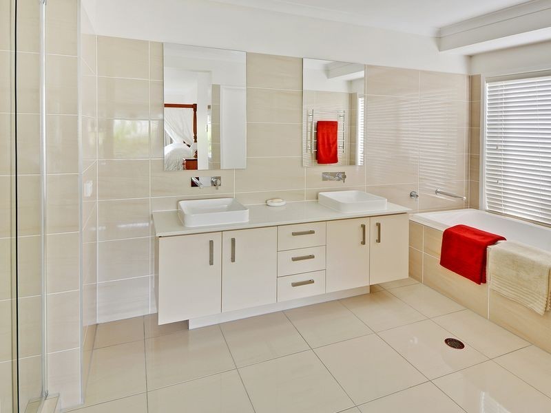 25 Galah Place (Bright Water Estate), Mountain Creek QLD 4557