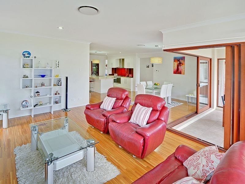 25 Galah Place (Bright Water Estate), Mountain Creek QLD 4557