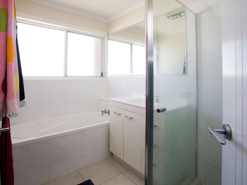 1/105 Lowanna Dr, Buddina QLD 4575