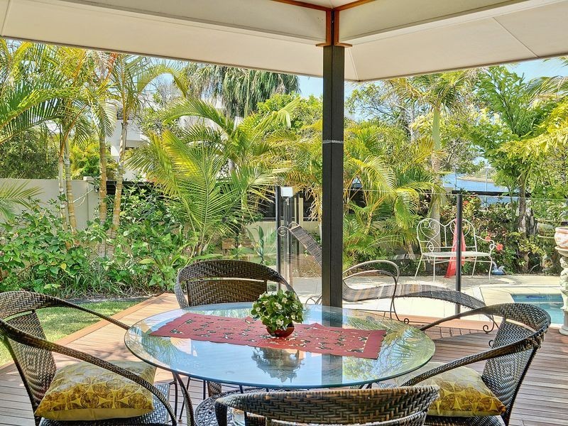 18 Majorca Place, Kawana Island QLD 4575