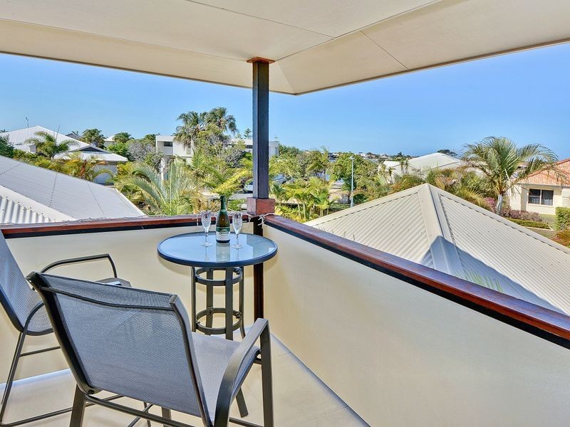 18 Majorca Place, Kawana Island QLD 4575