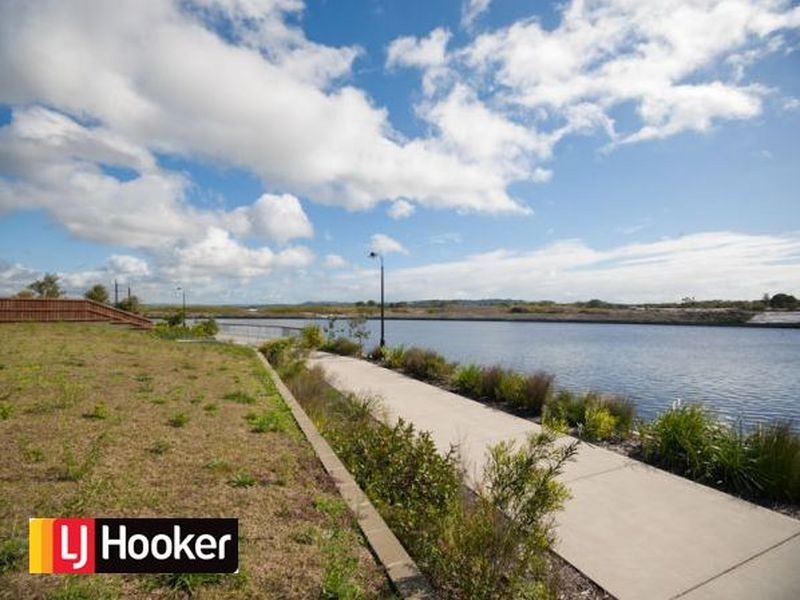 39 Lamatia Drive, Mountain Creek QLD 4557