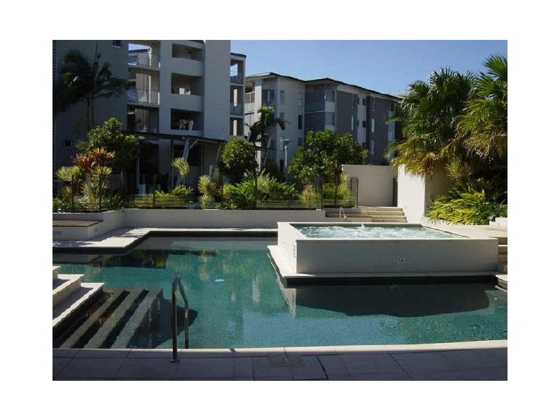 52/7 Grand Parade, Kawana Island QLD 4575