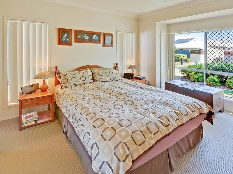 123/2 Grand Pde, Kawana Island QLD 4575