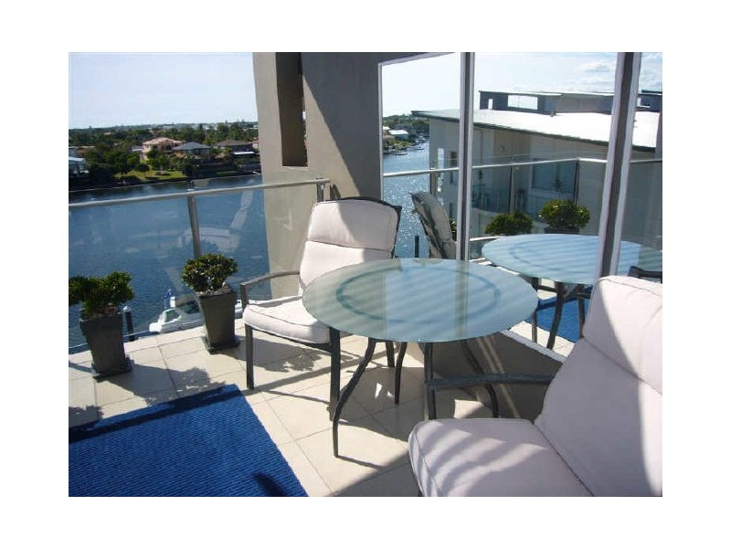 19/7 Grand Pde, Kawana Island QLD 4575